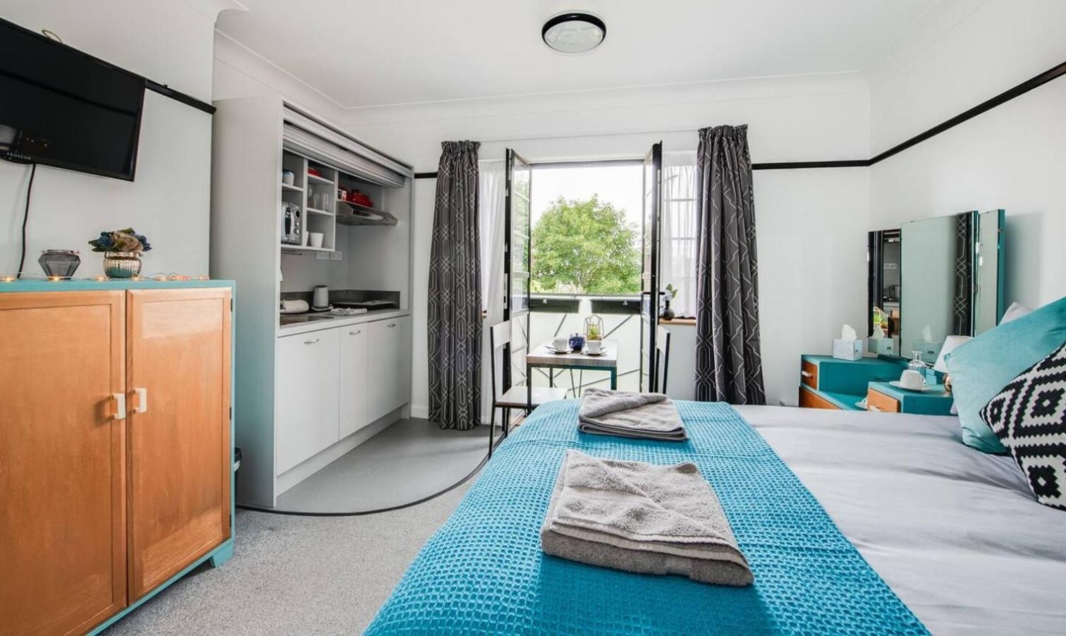 Ferryman Apartments By Places To Be Portsmouth Exterior photo